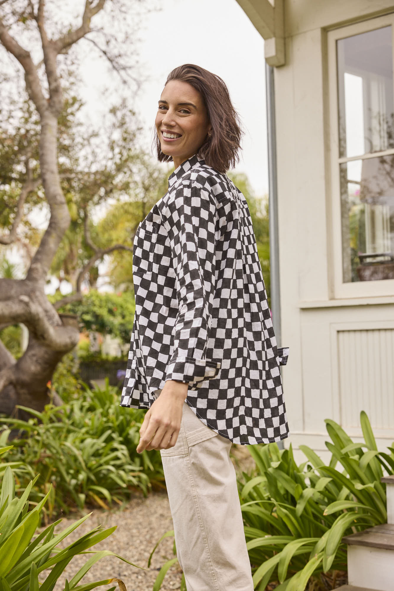 Good Boyfriend Shirt - Checkerboard Black
