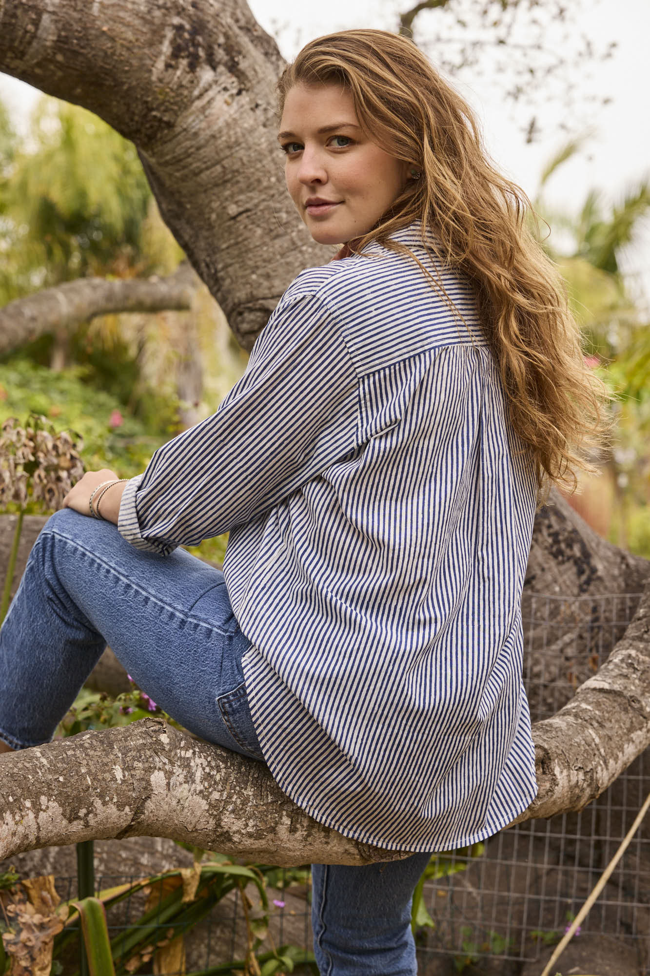 Good Boyfriend Shirt - Menswear Stripe True Navy