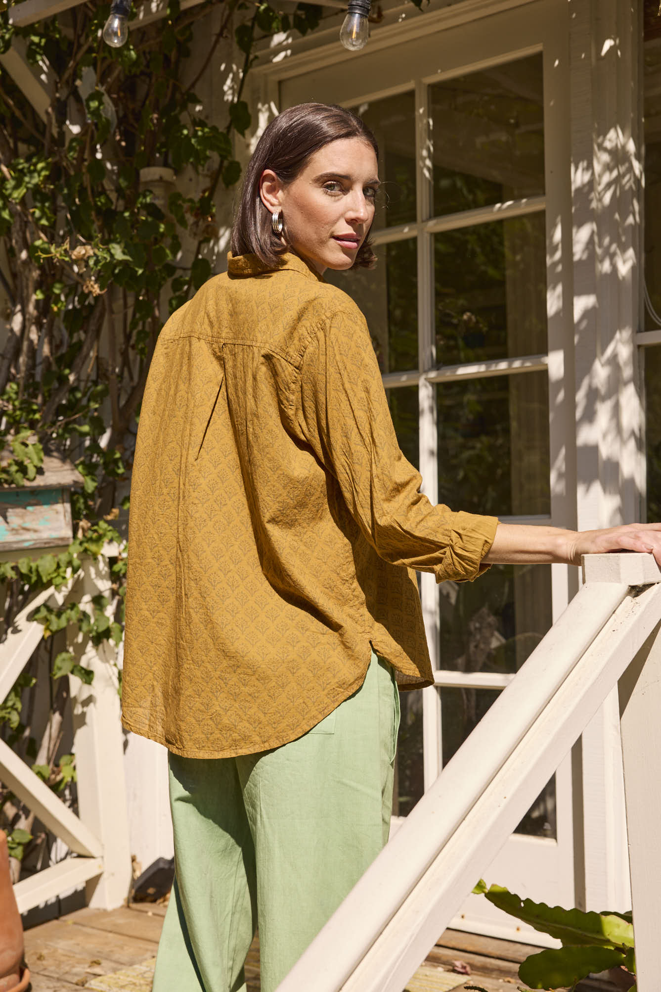 Good Boyfriend Shirt - Sunflower Overdye Honeycomb