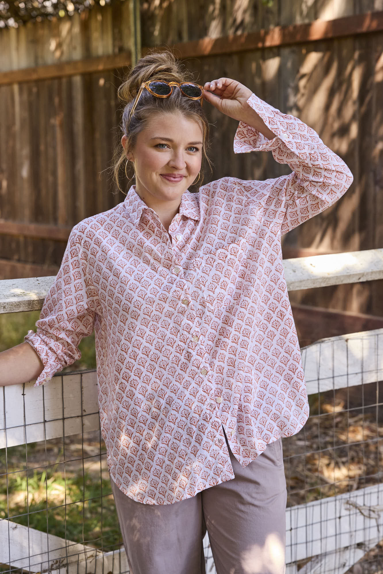 Good Boyfriend Shirt - Sunflower in Desert Flower