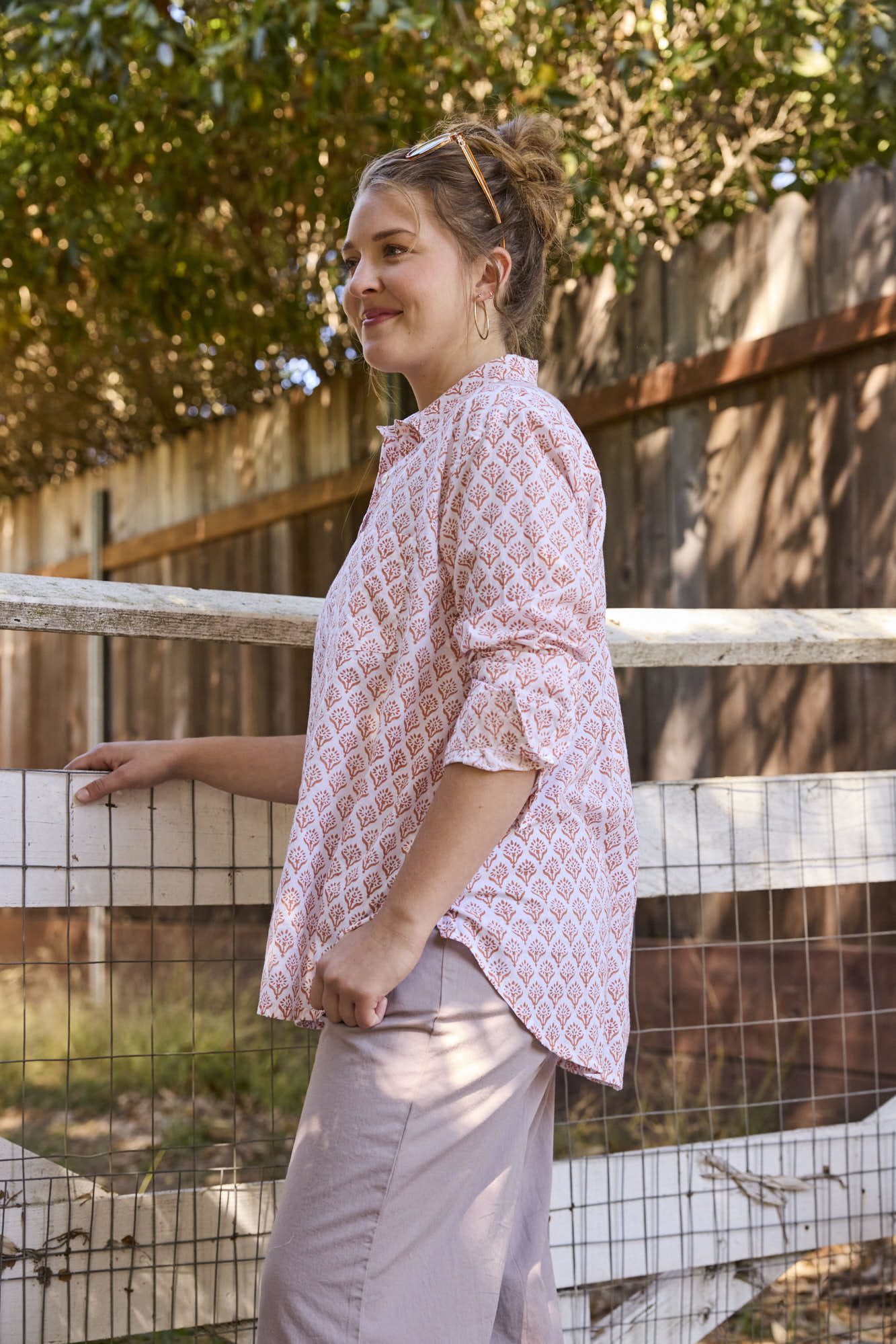 Good Boyfriend Shirt - Sunflower in Desert Flower