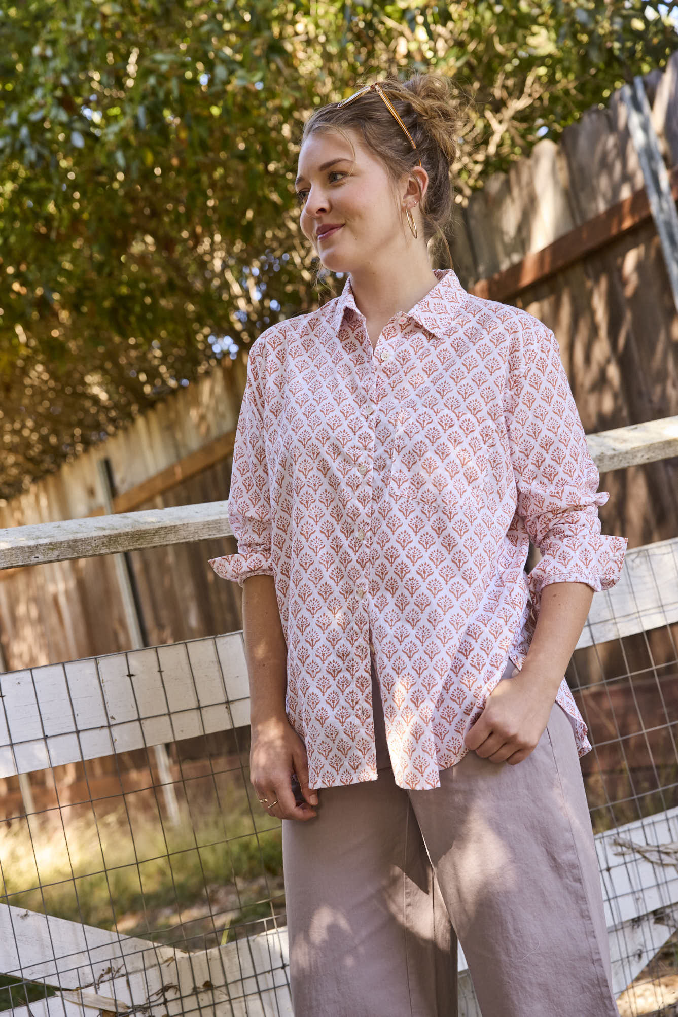 Good Boyfriend Shirt - Sunflower in Desert Flower