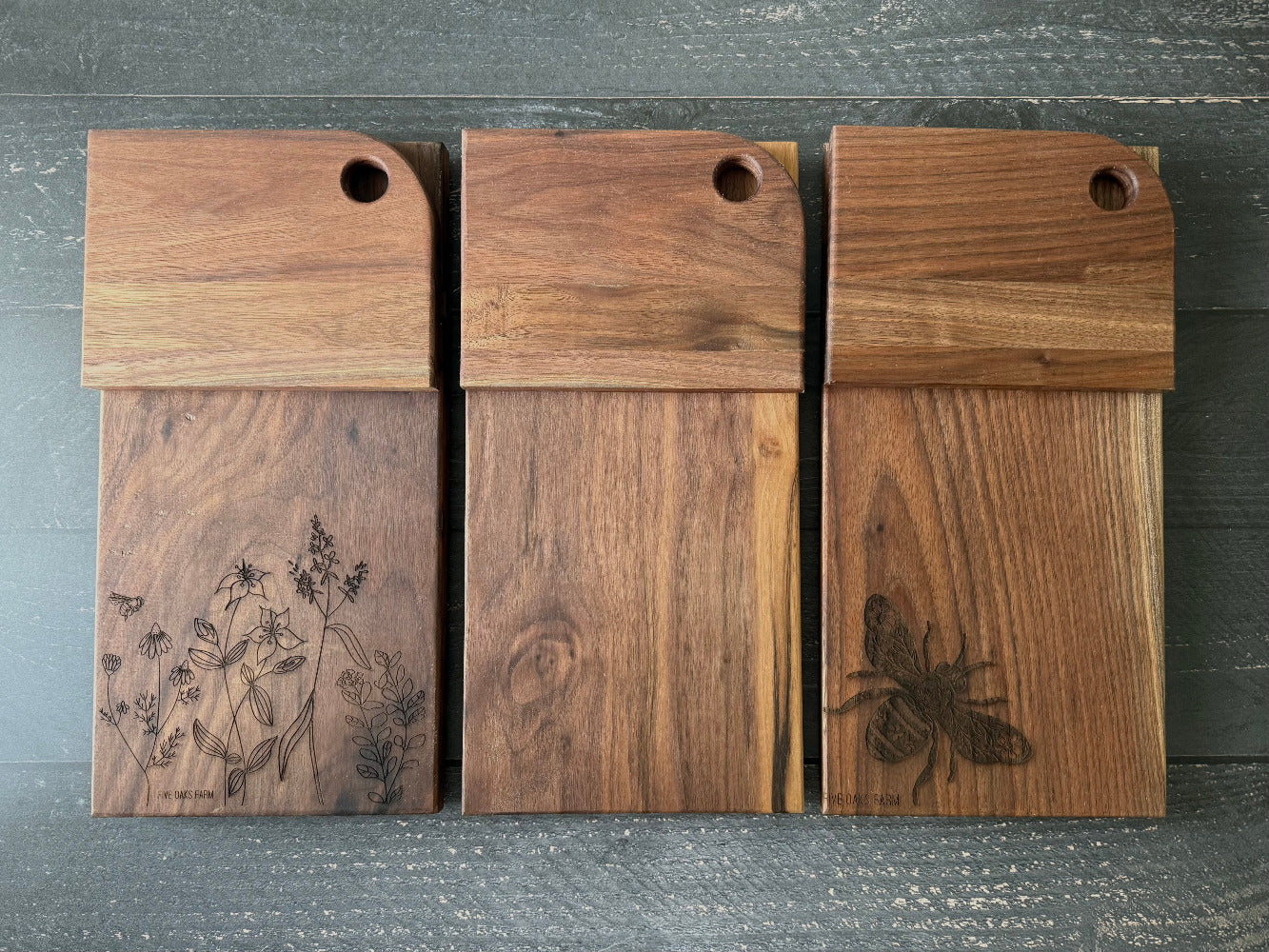 Hardwood vertical cutting board with upright bread support — Five Oaks Farm