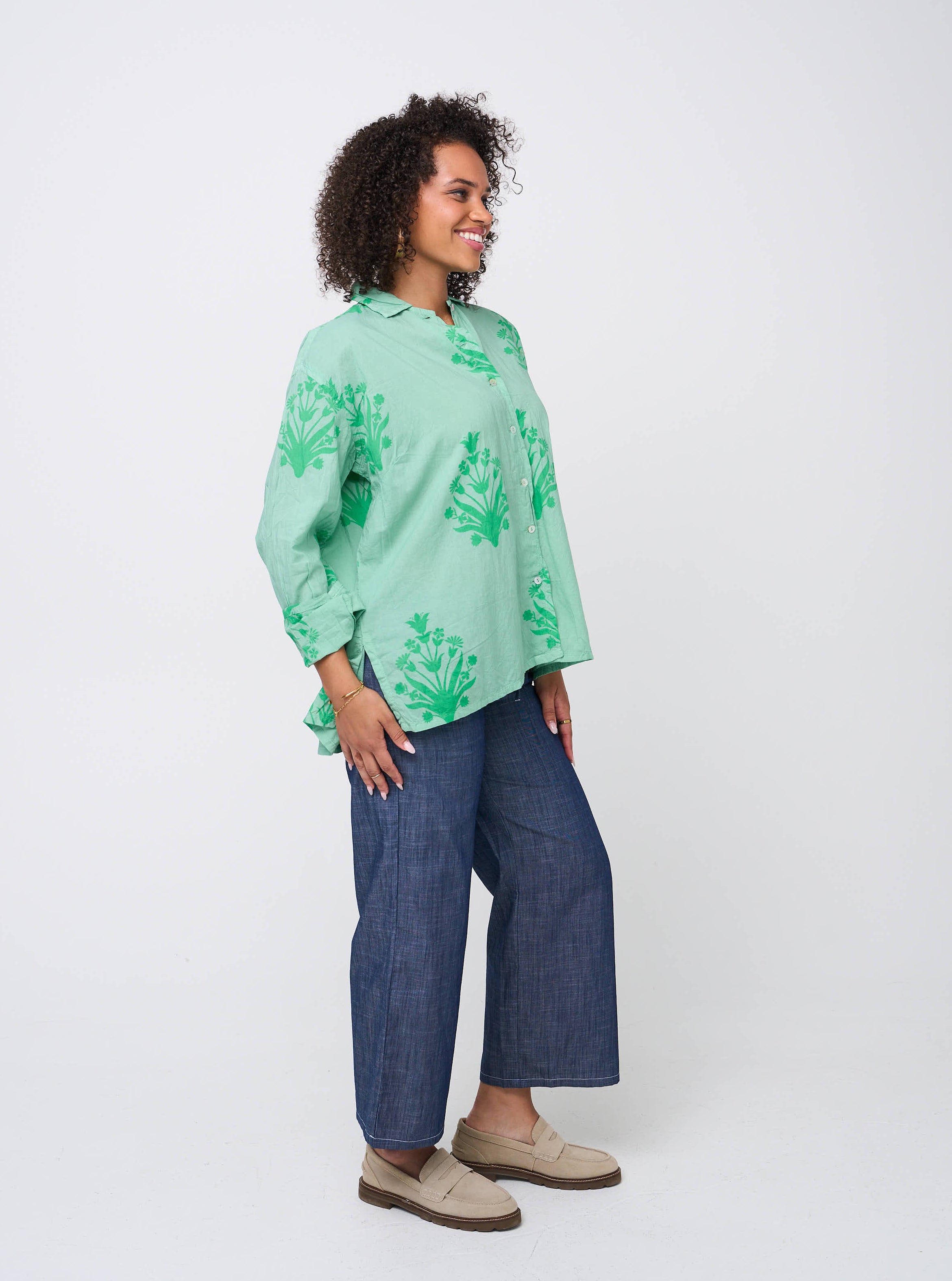 Relaxed Boyfriend Shirt - Cameo Floral Overdye Watercress