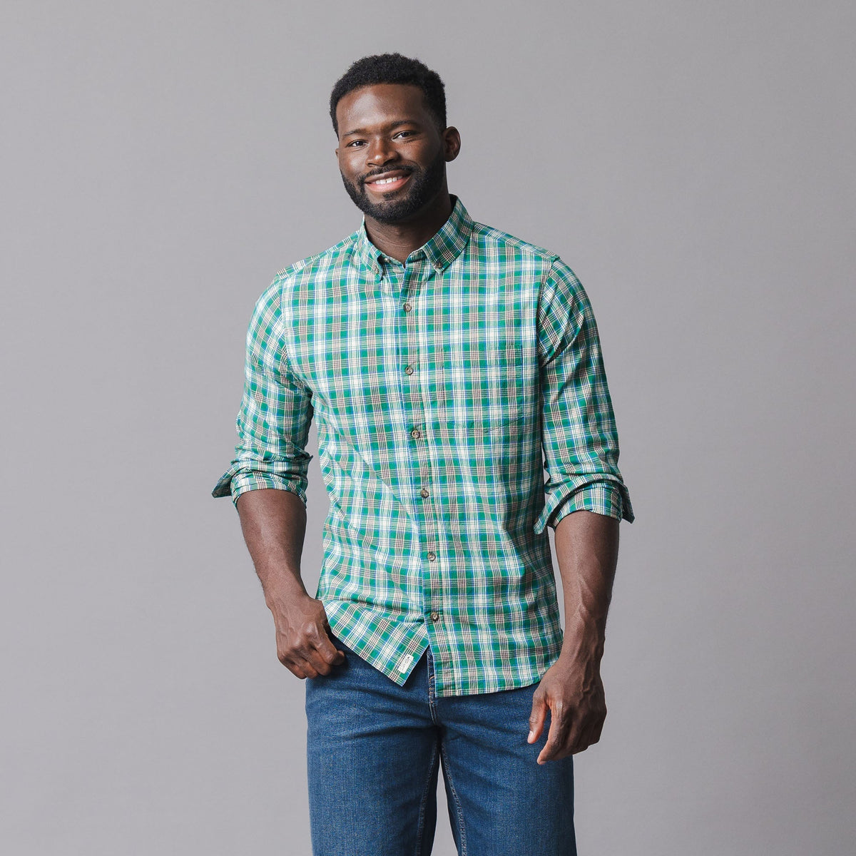 Organic Stretch Poplin Shirt in Green Classic Plaid — front view