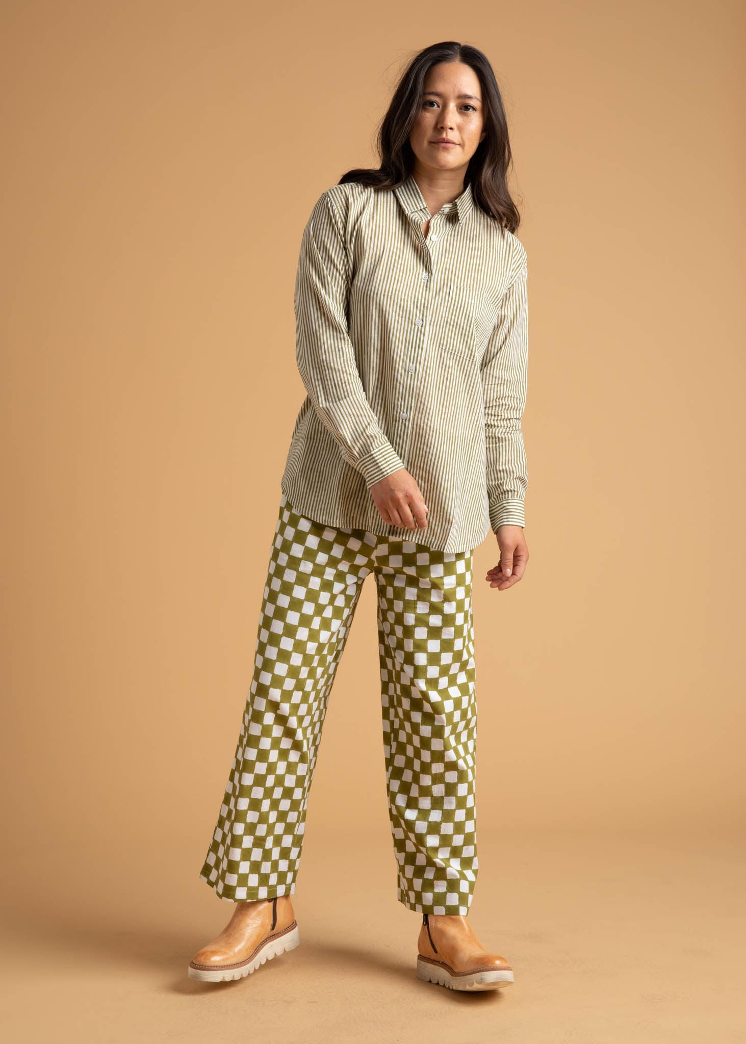 Good Boyfriend Shirt - Menswear Stripe Olive Oil