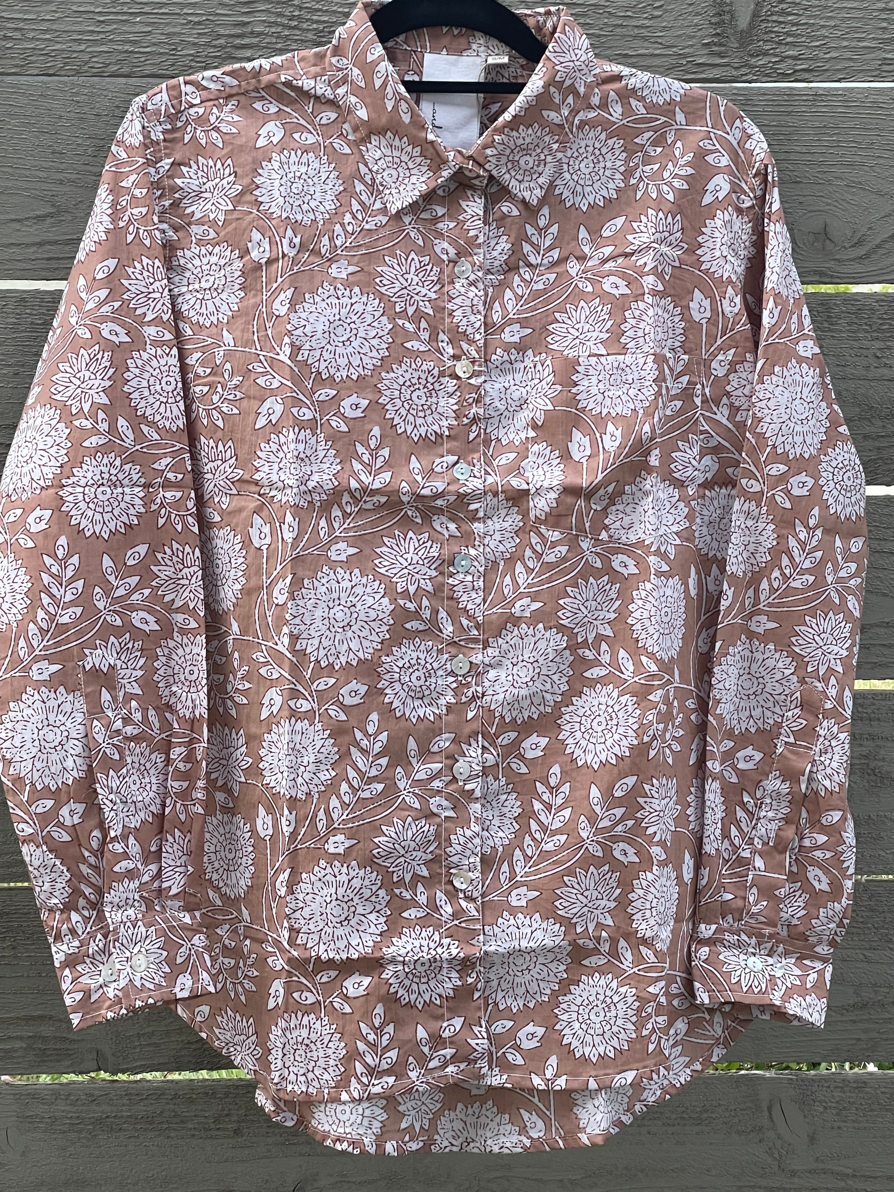 Good Boyfriend Shirt - Hydrangea Beauty Mocha