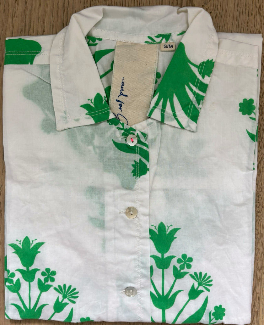 Relaxed Boyfriend Shirt - Cameo Floral Kelly Green
