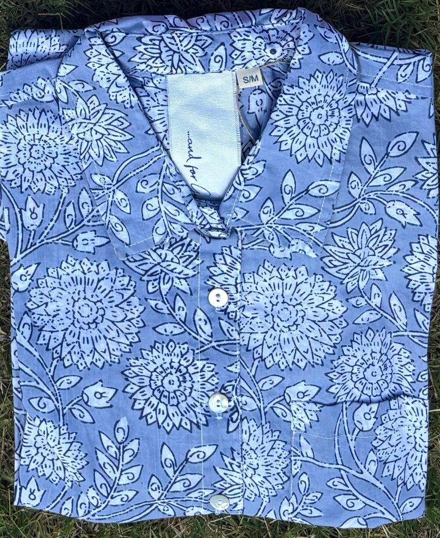 Good Boyfriend Shirt - Hydrangea Beauty Cornflower Blue