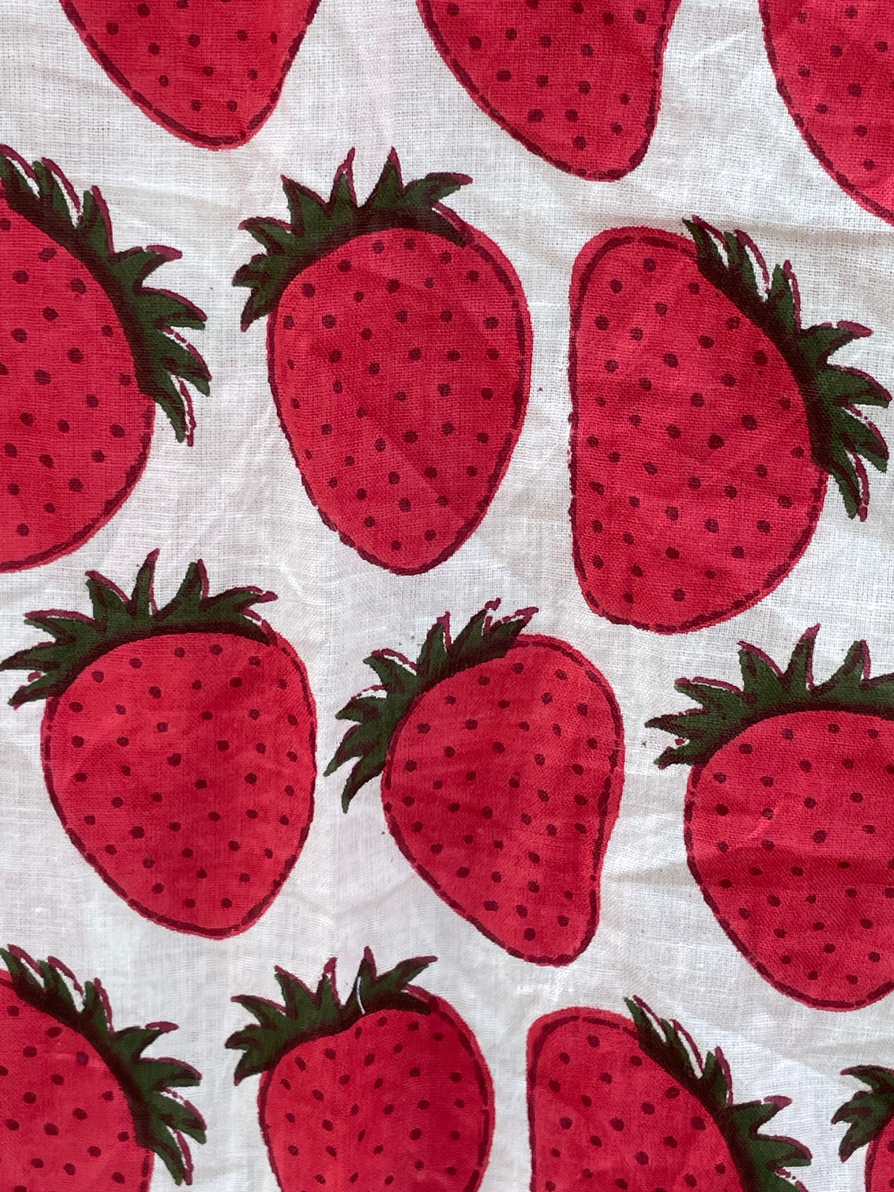 Good Boyfriend Shirt - Strawberry