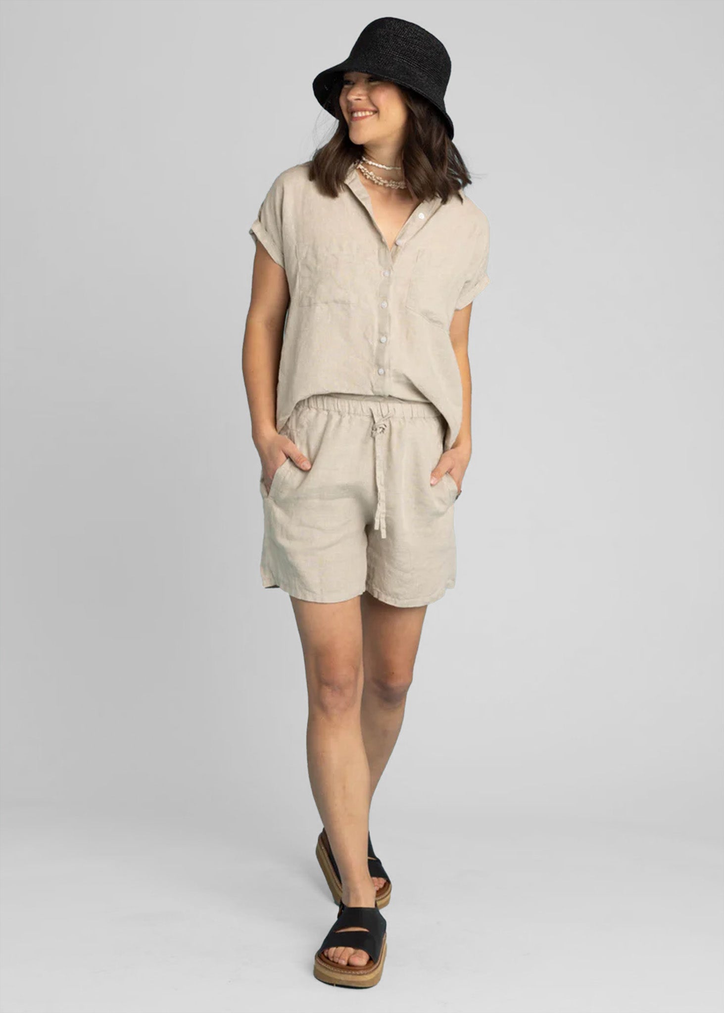 Shore Shorts  - Linen Natural Tan