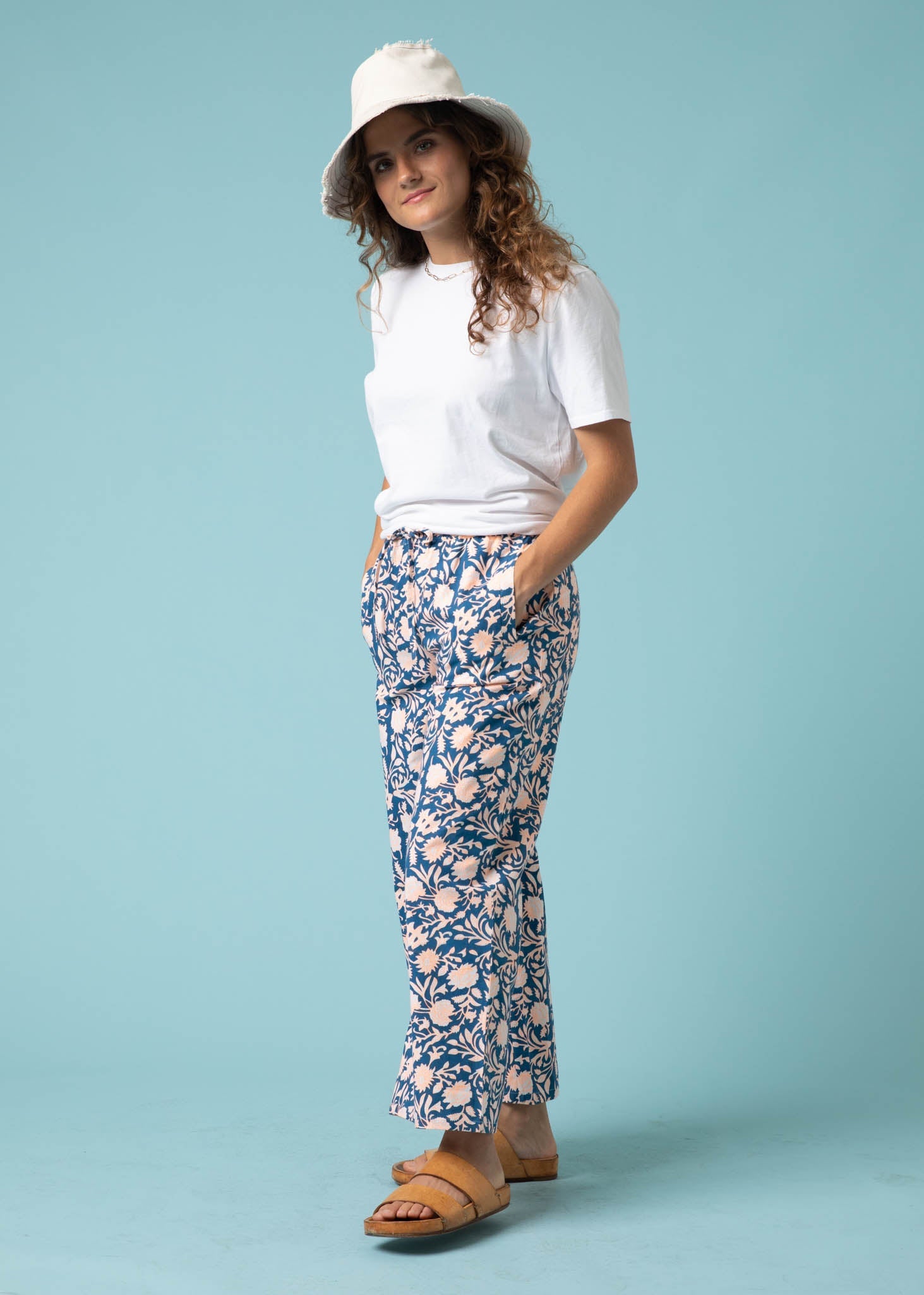 Shore Pant - Floral Escape in True Navy & Neon Peach