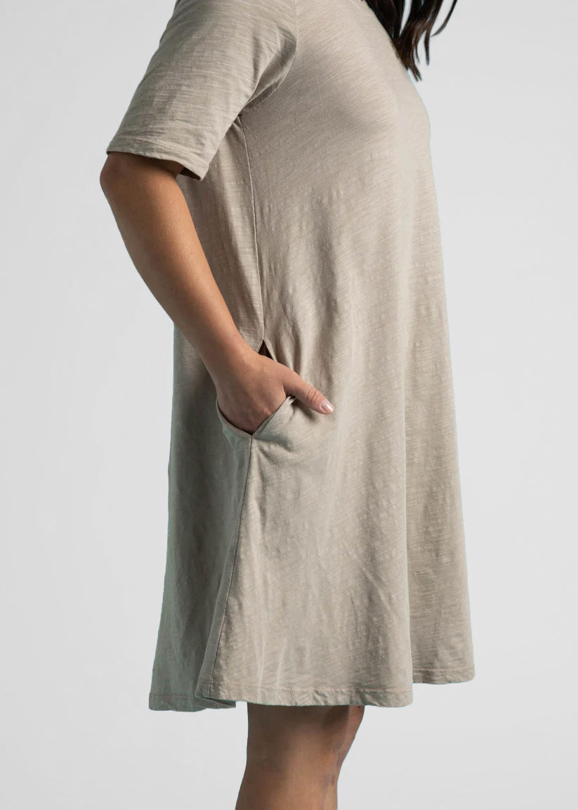 Good Tee Dress - Pebble