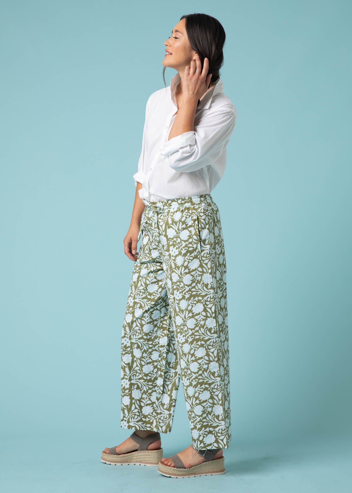Shore Pant - Floral Escape in Olive Oil & Cerulean