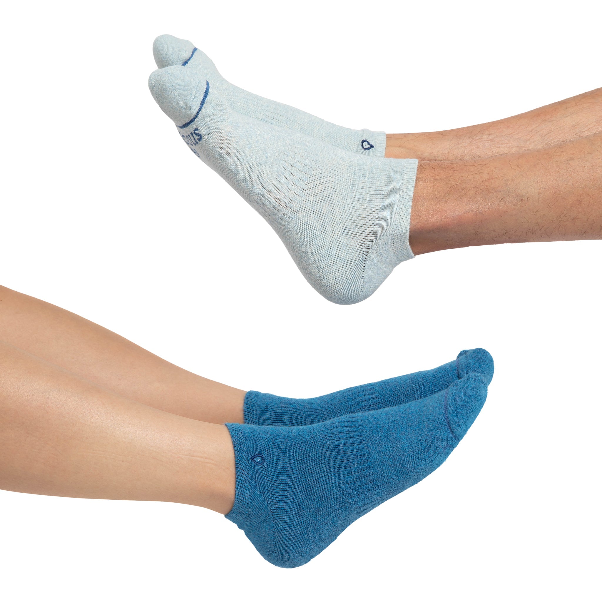 Socks that Give Water 3-pack — organic cotton ankle socks in blue & gray, water-drop embroidery