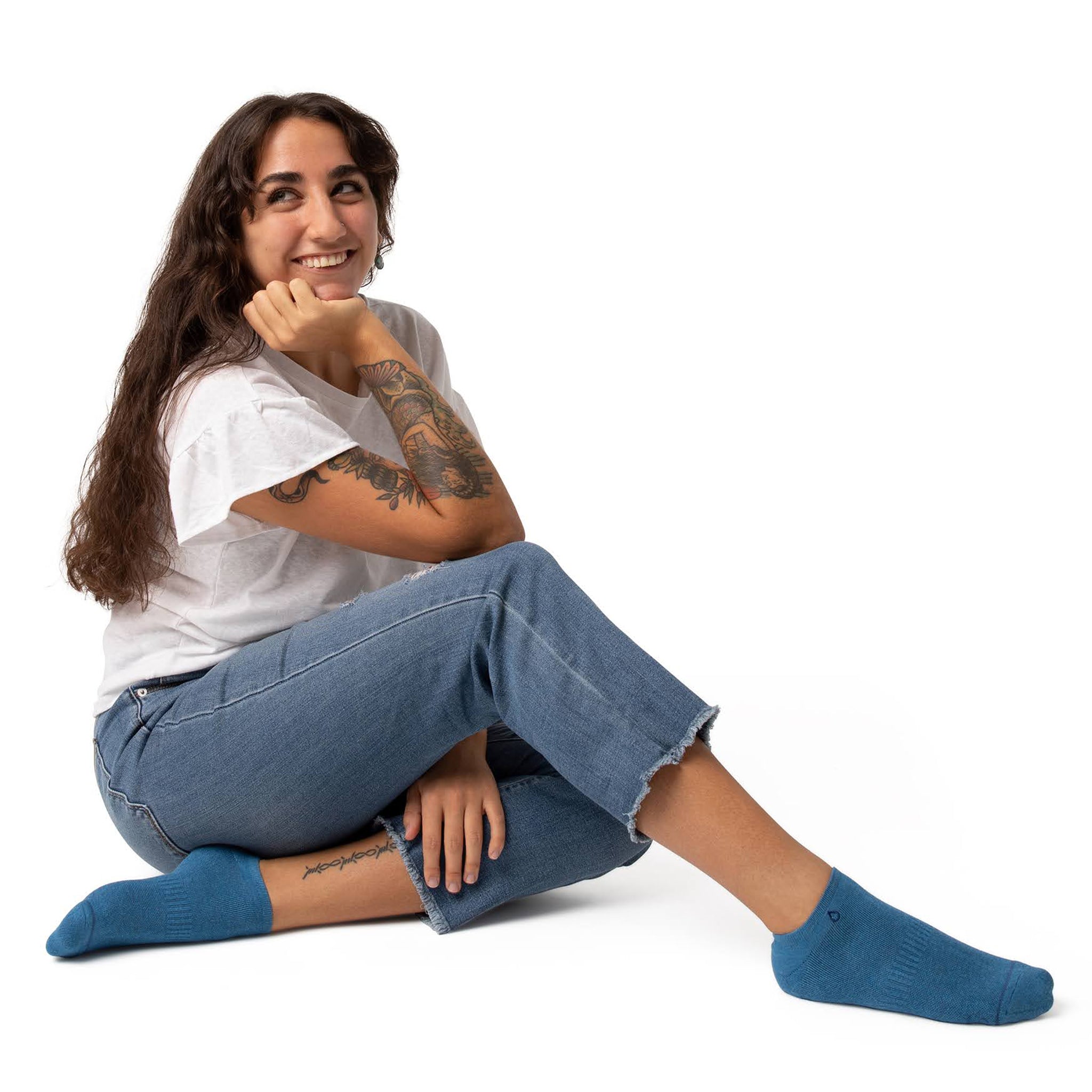 Socks that Give Water 3-pack — organic cotton ankle socks in blue & gray, water-drop embroidery